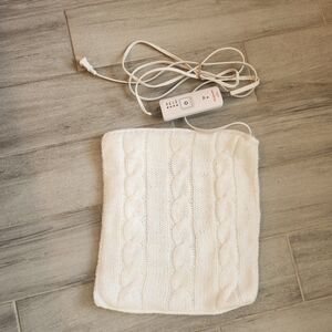 Walgreens Fast Heated Pad White Knit Sunbeam Warm Cozy Comfy Selfcare Health